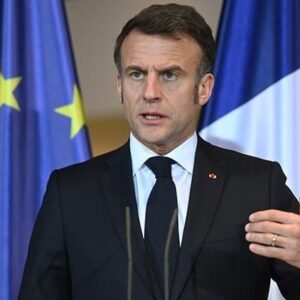 Macron’dan Trump’ın Ukrayna’da ateşkes açıklamasına destek