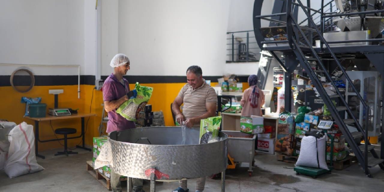 vanli gulsima hayalini fabrikaya donusturdu 86 urunle 50 kisiye is imkani sagliyor CH7UT41C