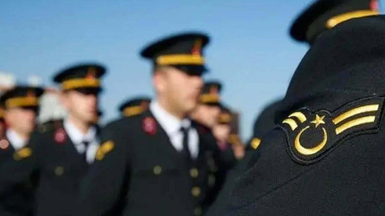 jandarma genel komutanligi personel alimi ne zaman jgk 29 sozlesmeli personel alimi sartlari neler XFgx8jZU.jpg